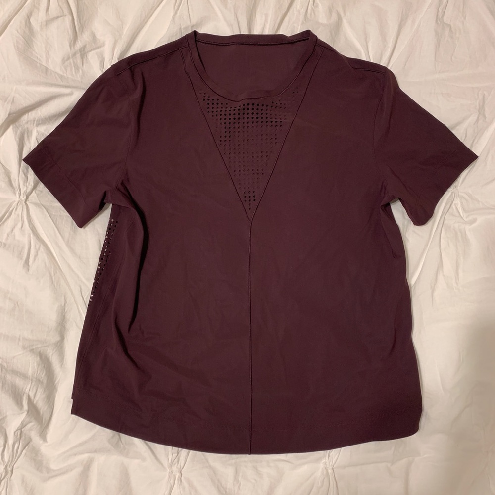 🌟FINAL PRICE🌟 EUC Lululemon cropped tee